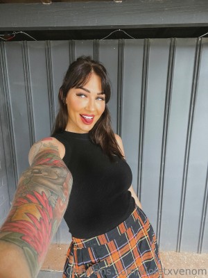 violetxvenomvip Photo #20