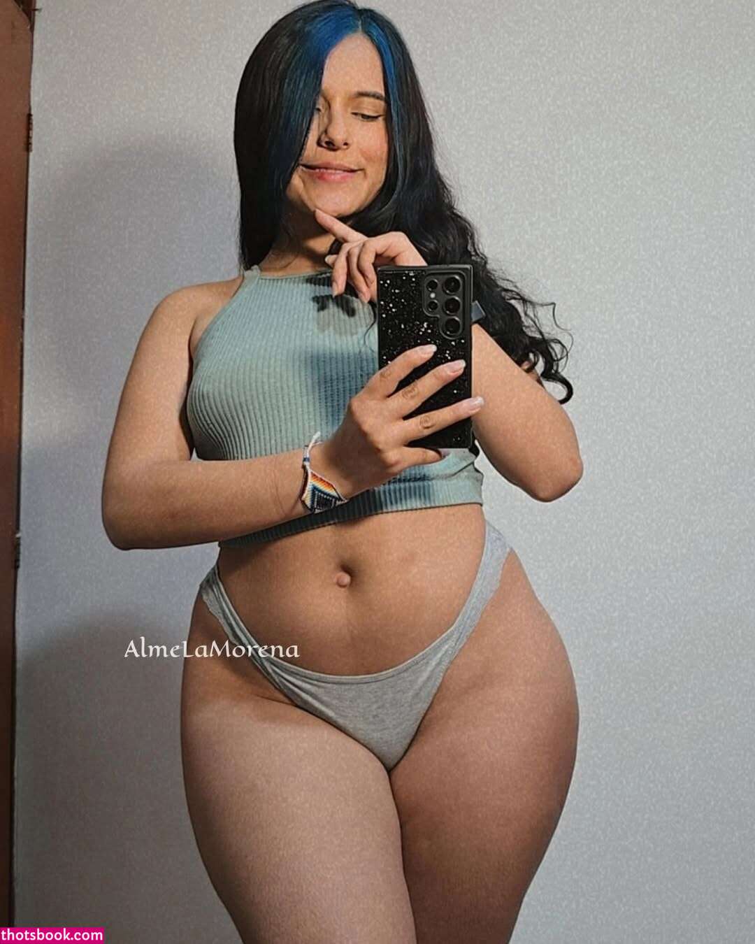 Alme La Morena Photo #4