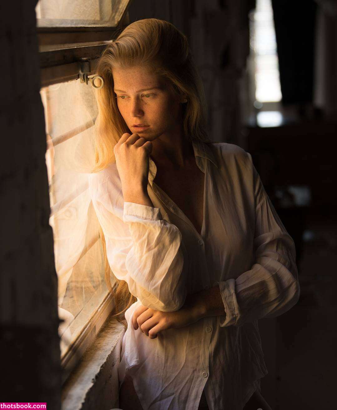 Anna Niro Photo #10