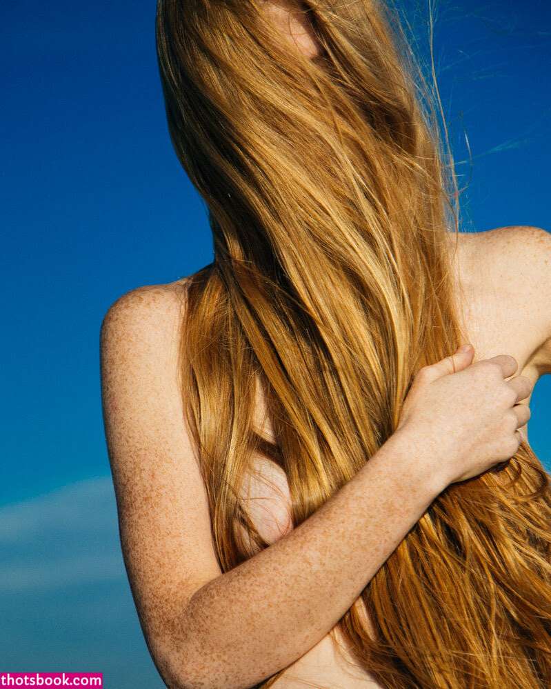 Anna Niro Photo #13