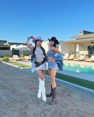 Cindy Nguyen Photo #14