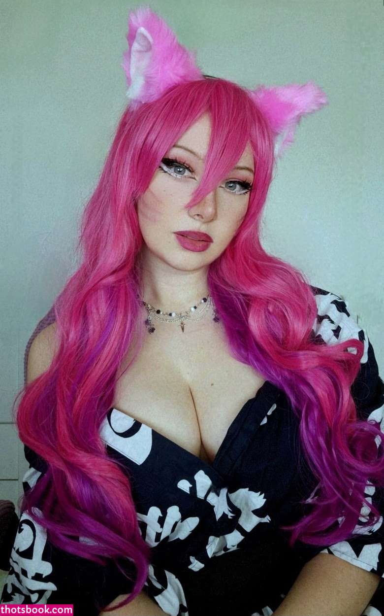 Realmisskira Photo #3