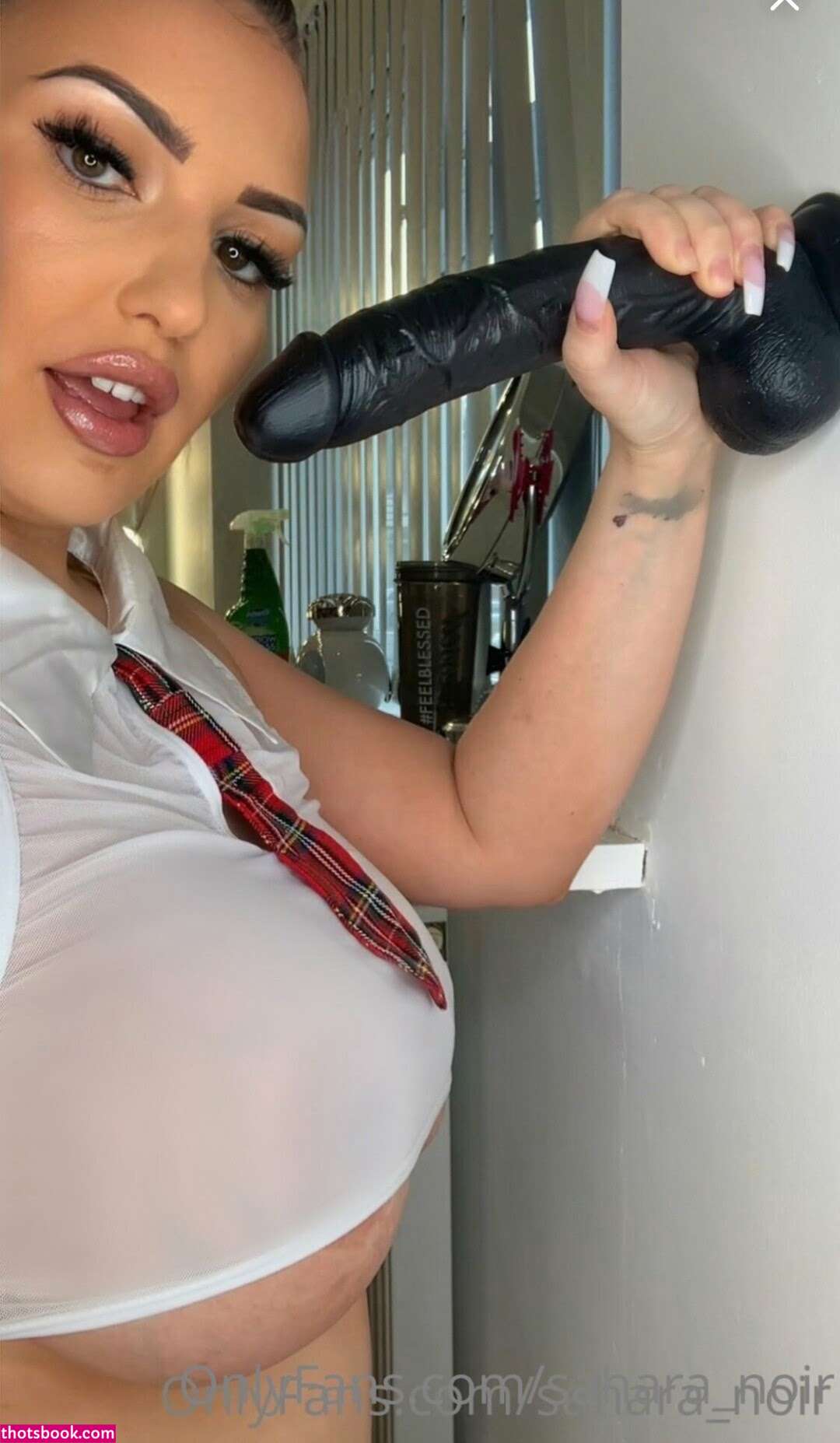 noirsahara Photo #17