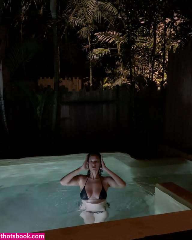 Miki Napolitano Photo #31