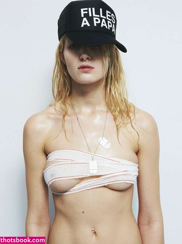 Fanny Francois Photo #25