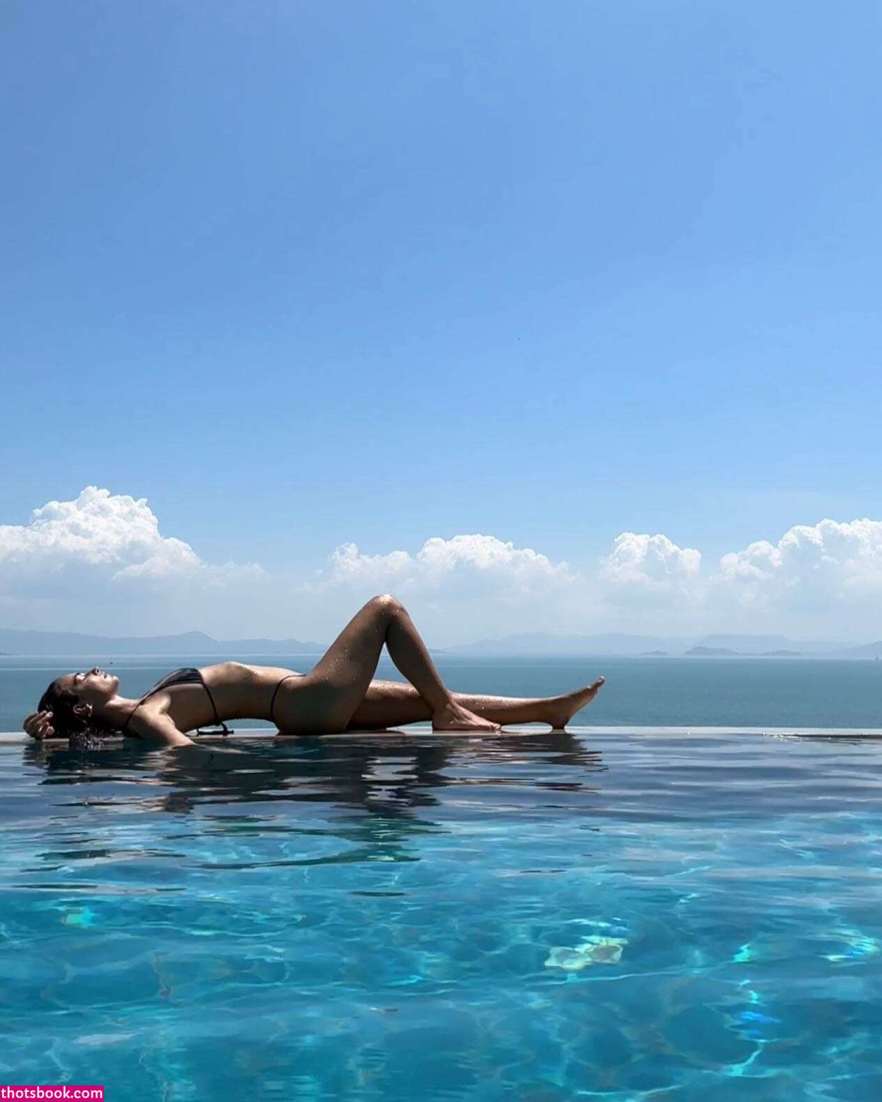 Marie Teissonniere Photo #24