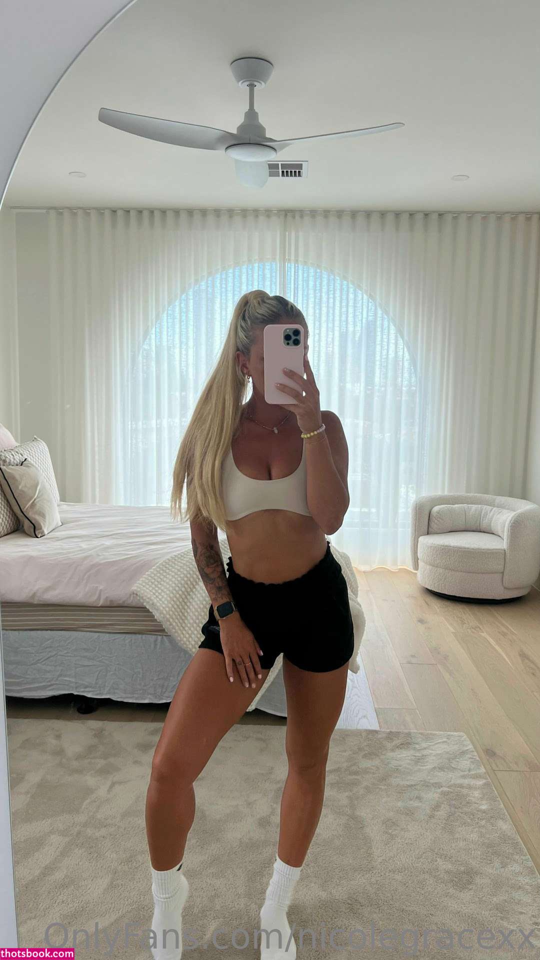 Nicole Grace Photo #25