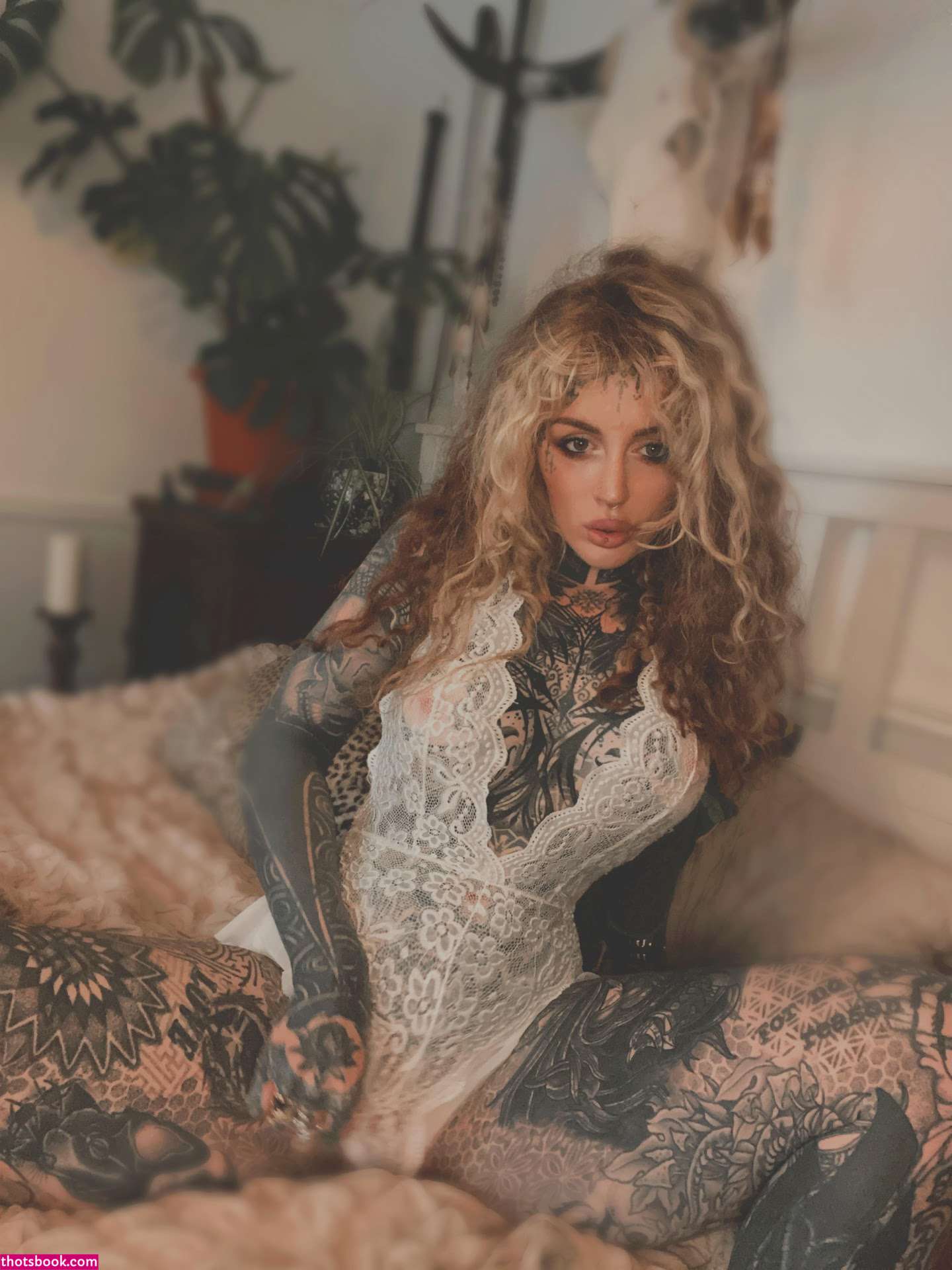 Sophie Wilde Photo #14