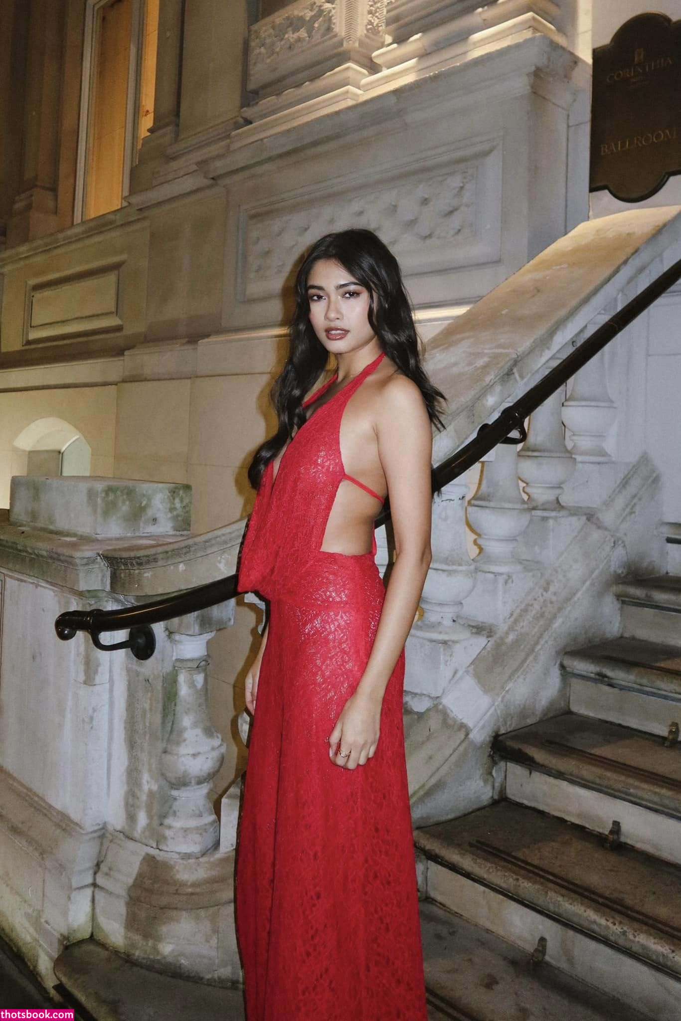 Thuzar Wint Lwin Photo #22