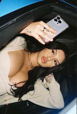 Alanamarriee Photo #11