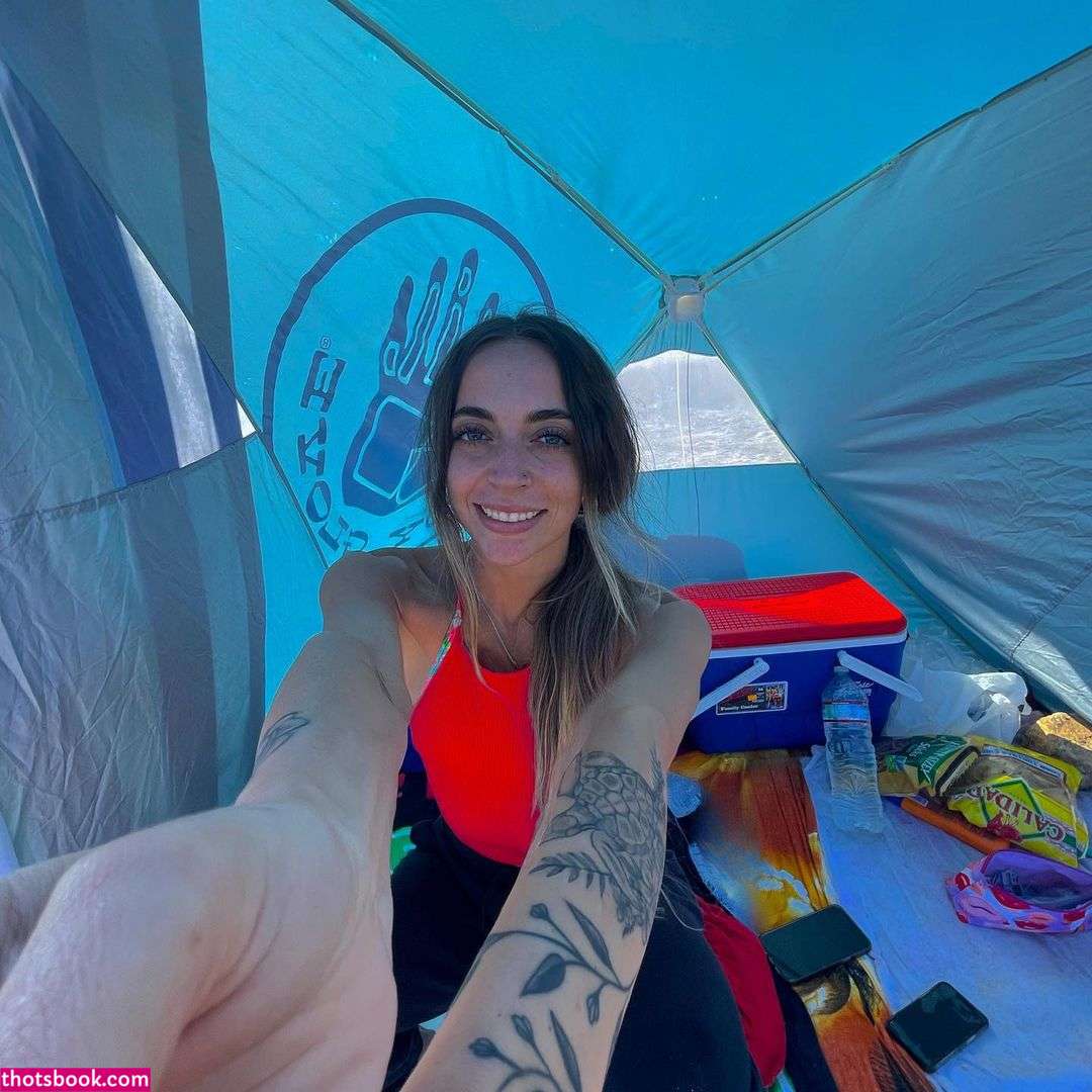 Jess Ditirro Photo #5