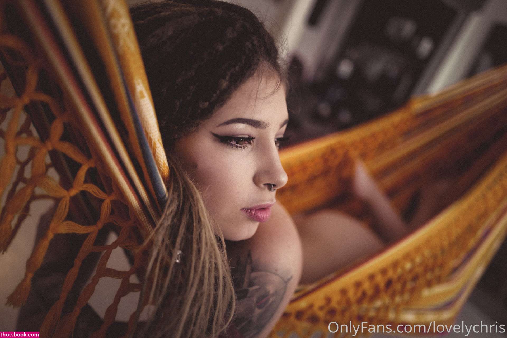 lovelychris Photo #17