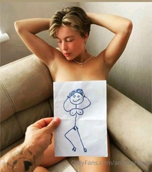 Anji Monique Photo #15