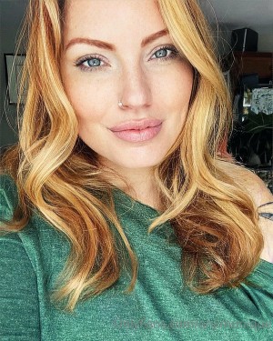 Anji Monique Photo #19