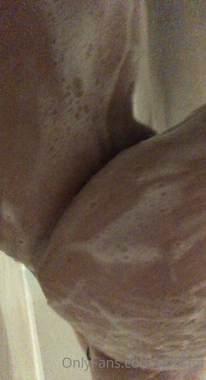 ghostgrlfrnd Photo #10