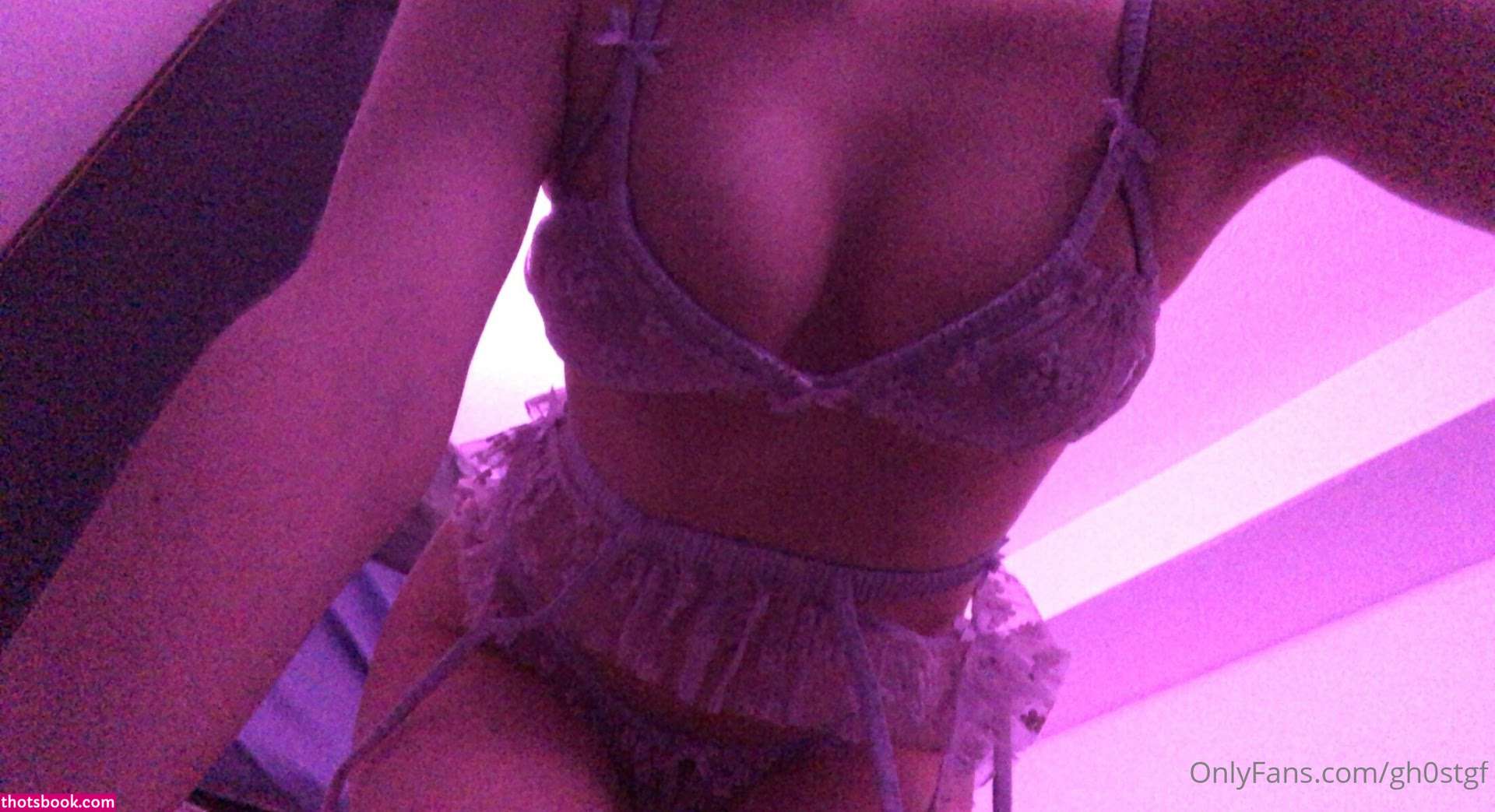 ghostgrlfrnd Photo #18