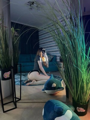 Sally Salisbury Photo #12