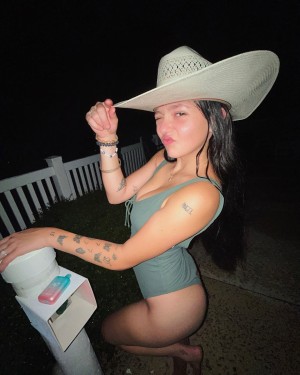 sydneyyscarberryy Photo #32