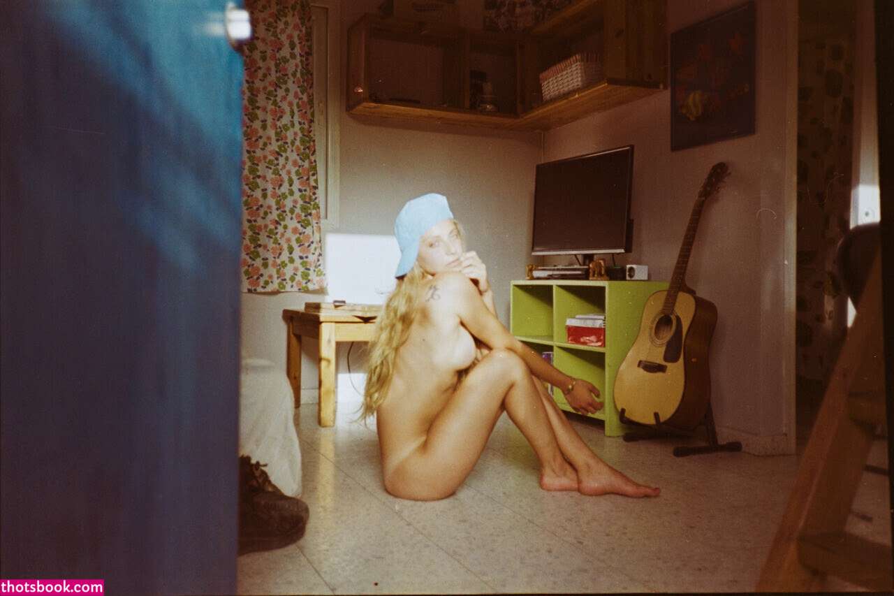 Tohar Frie Photo #30