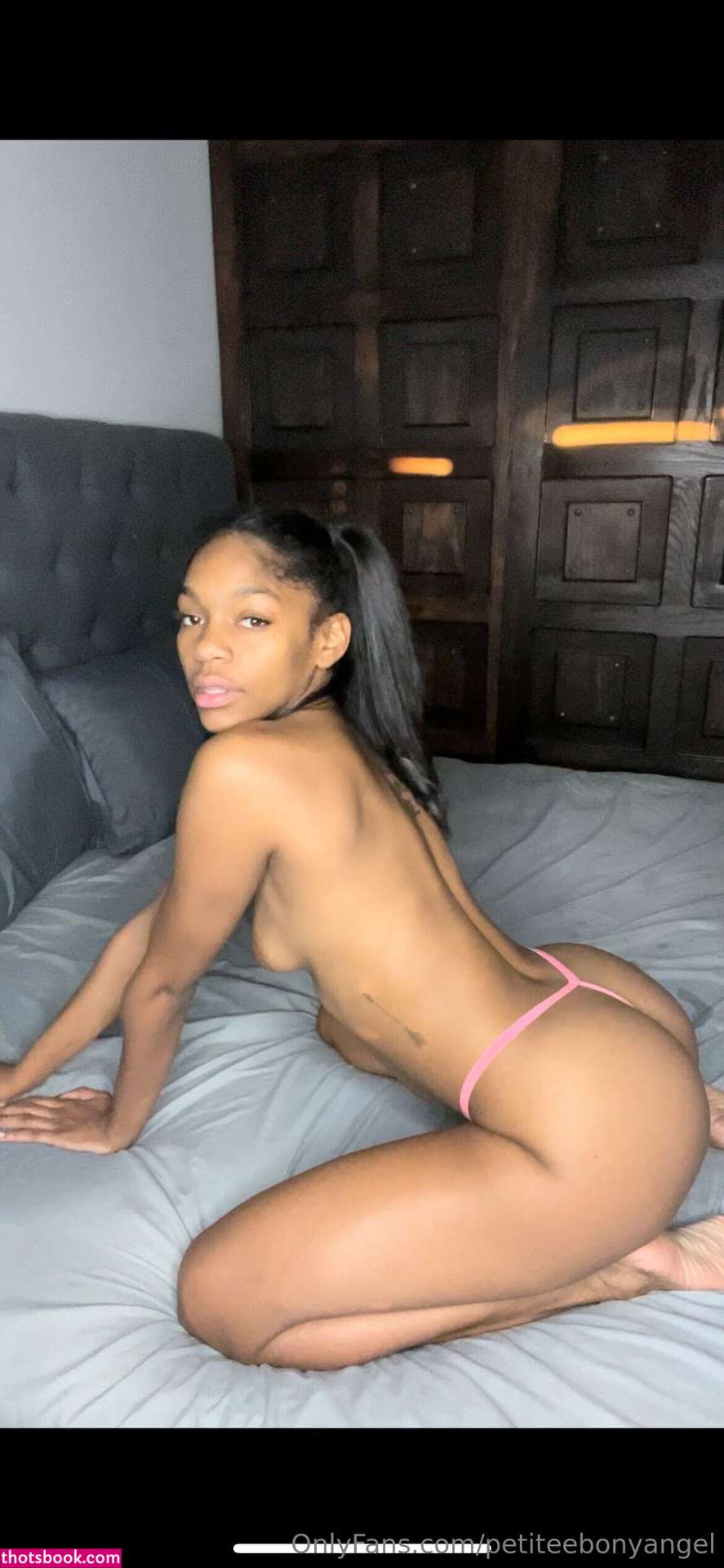 petiteebonyangel Photo #24