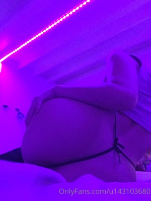 Esmeralditaa Photo #37