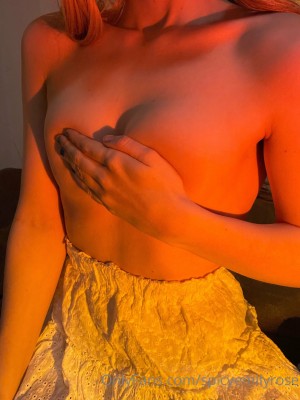 girlyemily Photo #38