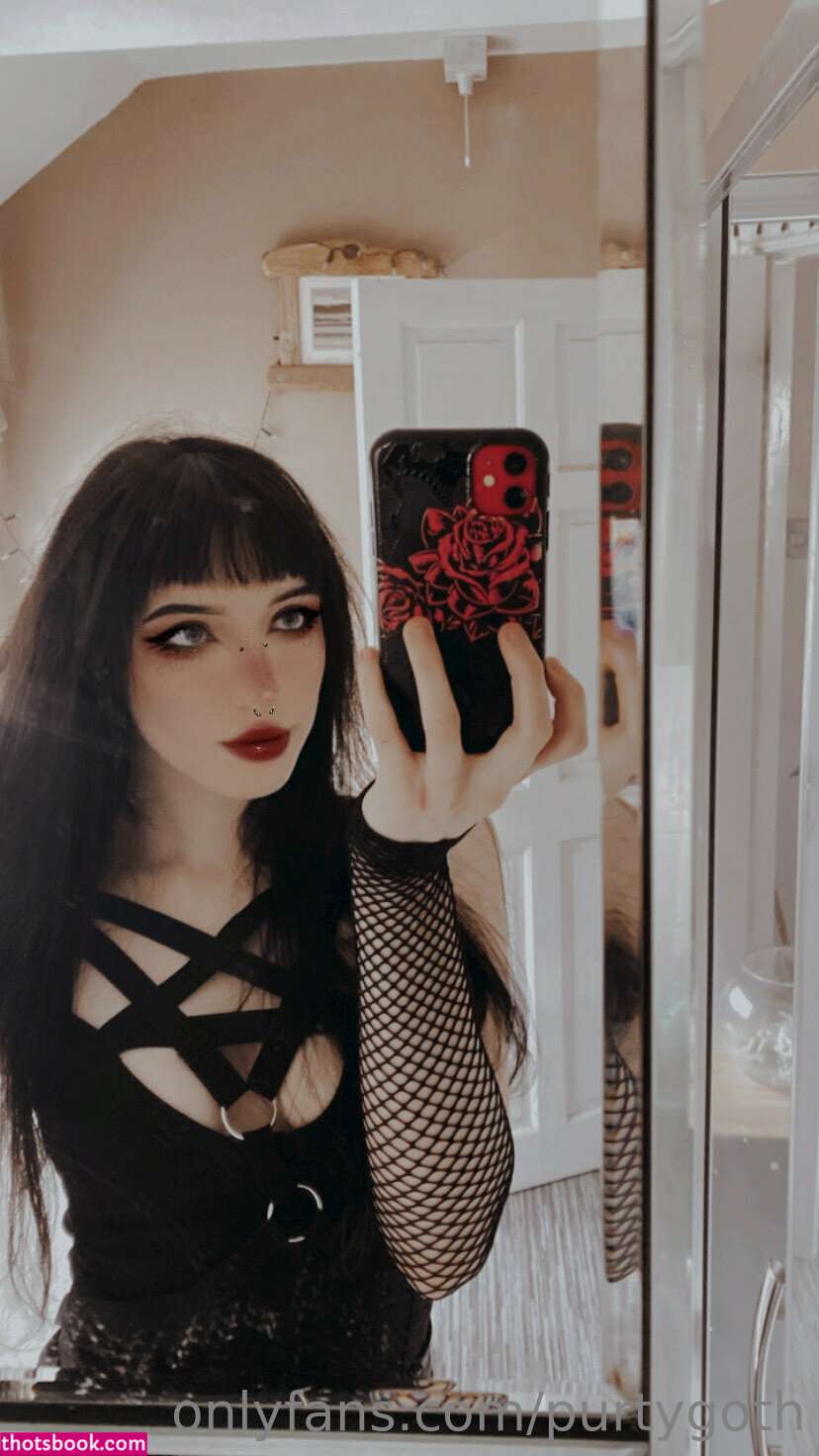 Purtygoth Photo #1