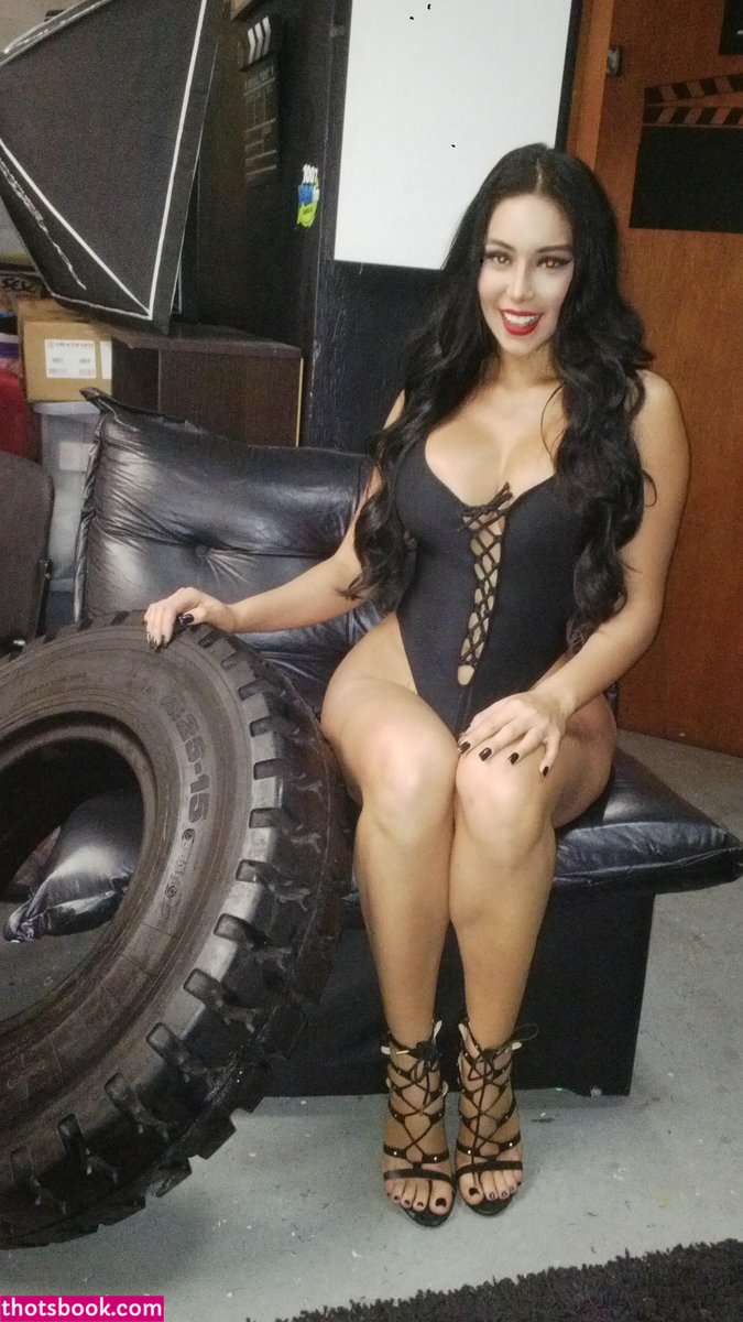 Carolina Petkoff Photo #38