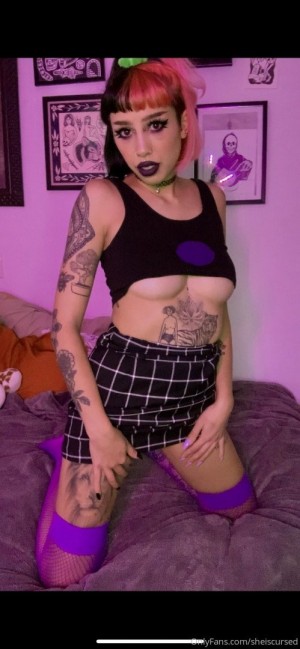 Sheiscursed Photo #5
