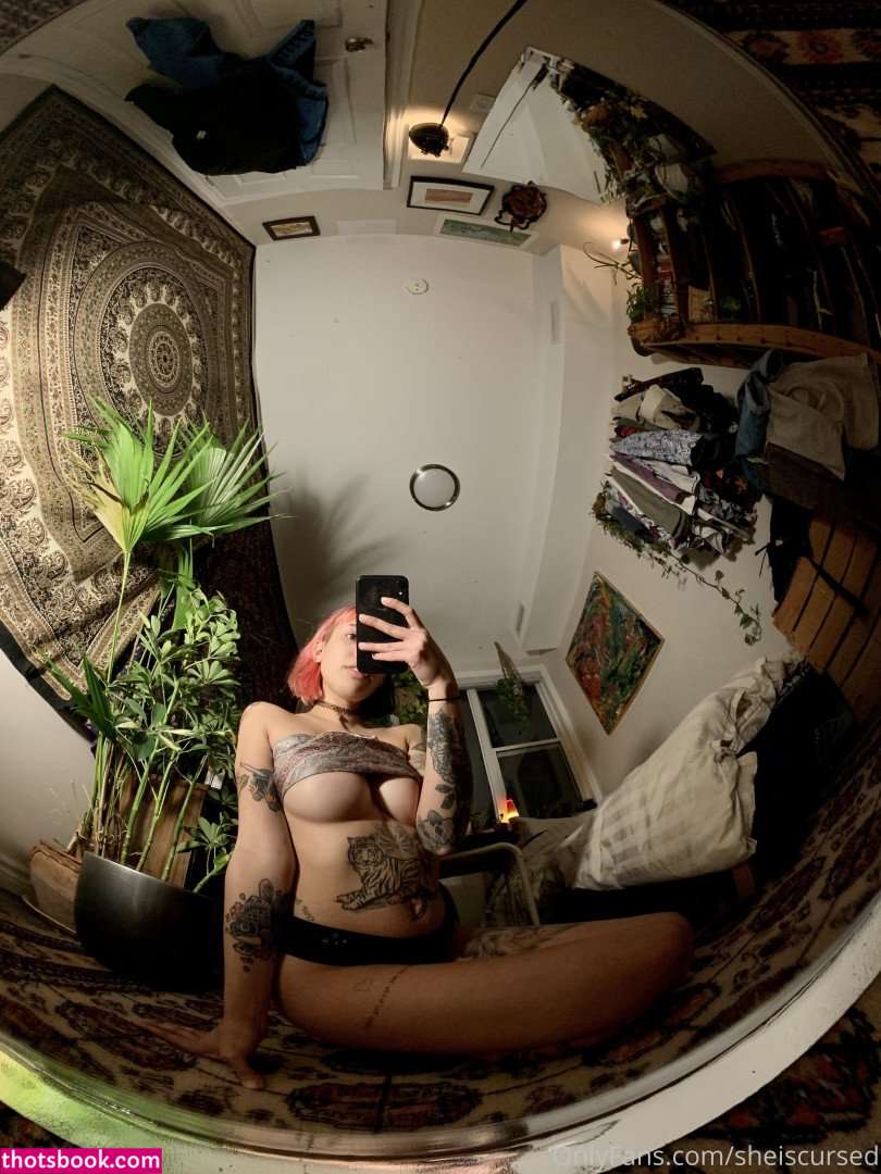Sheiscursed Photo #12