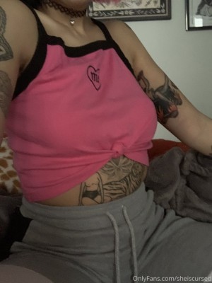 Sheiscursed Photo #30