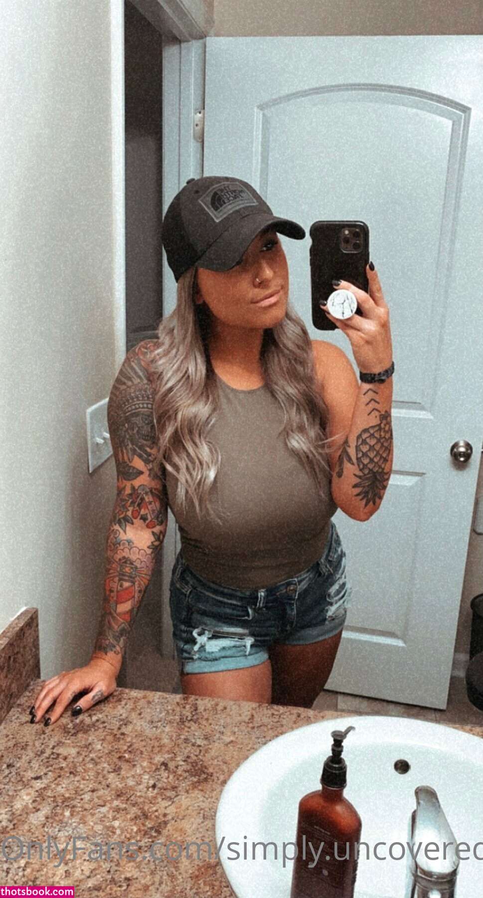 Simplyuncovered Photo #4