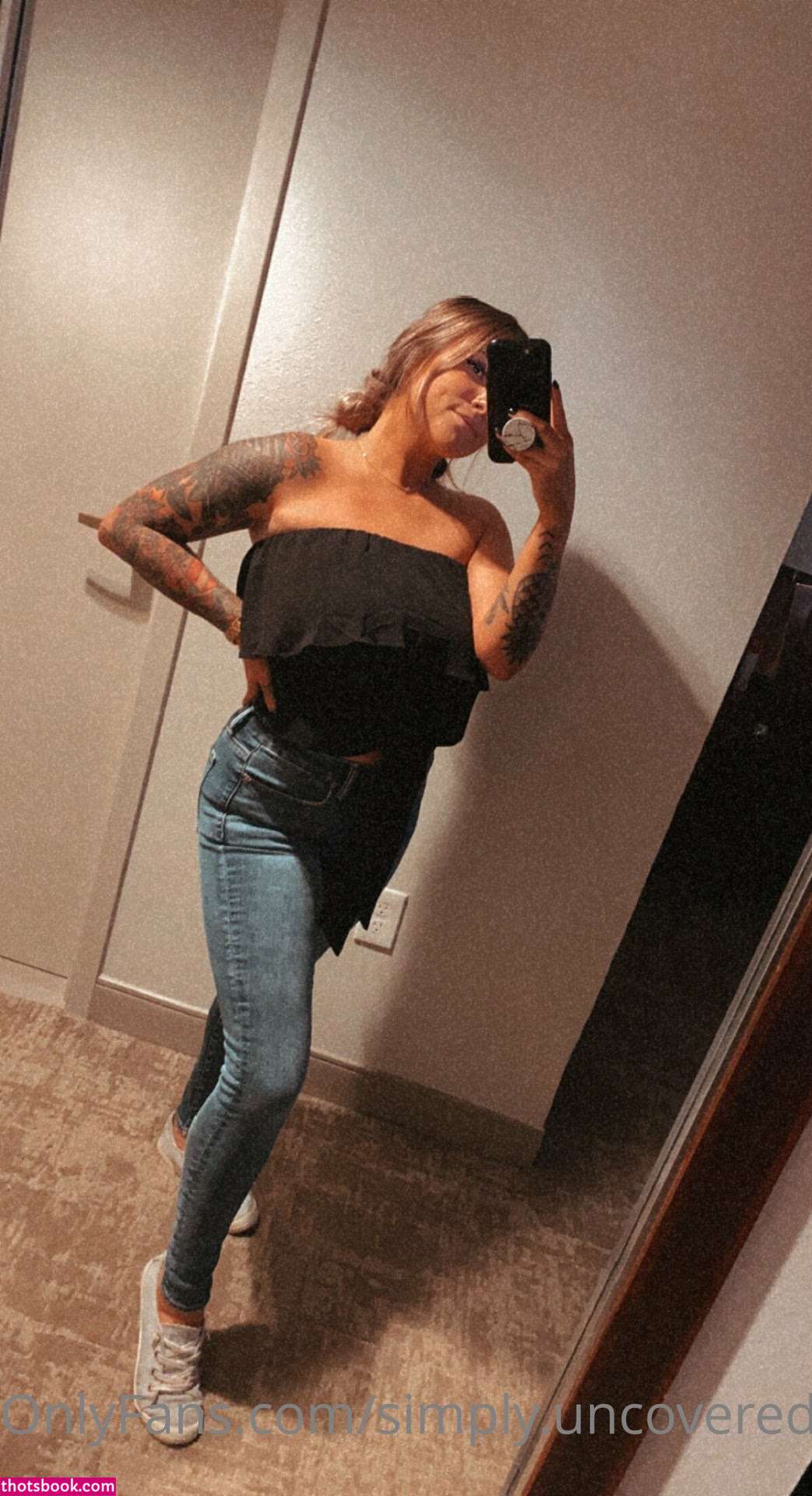 Simplyuncovered Photo #12