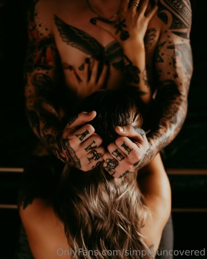 Simplyuncovered Photo #16