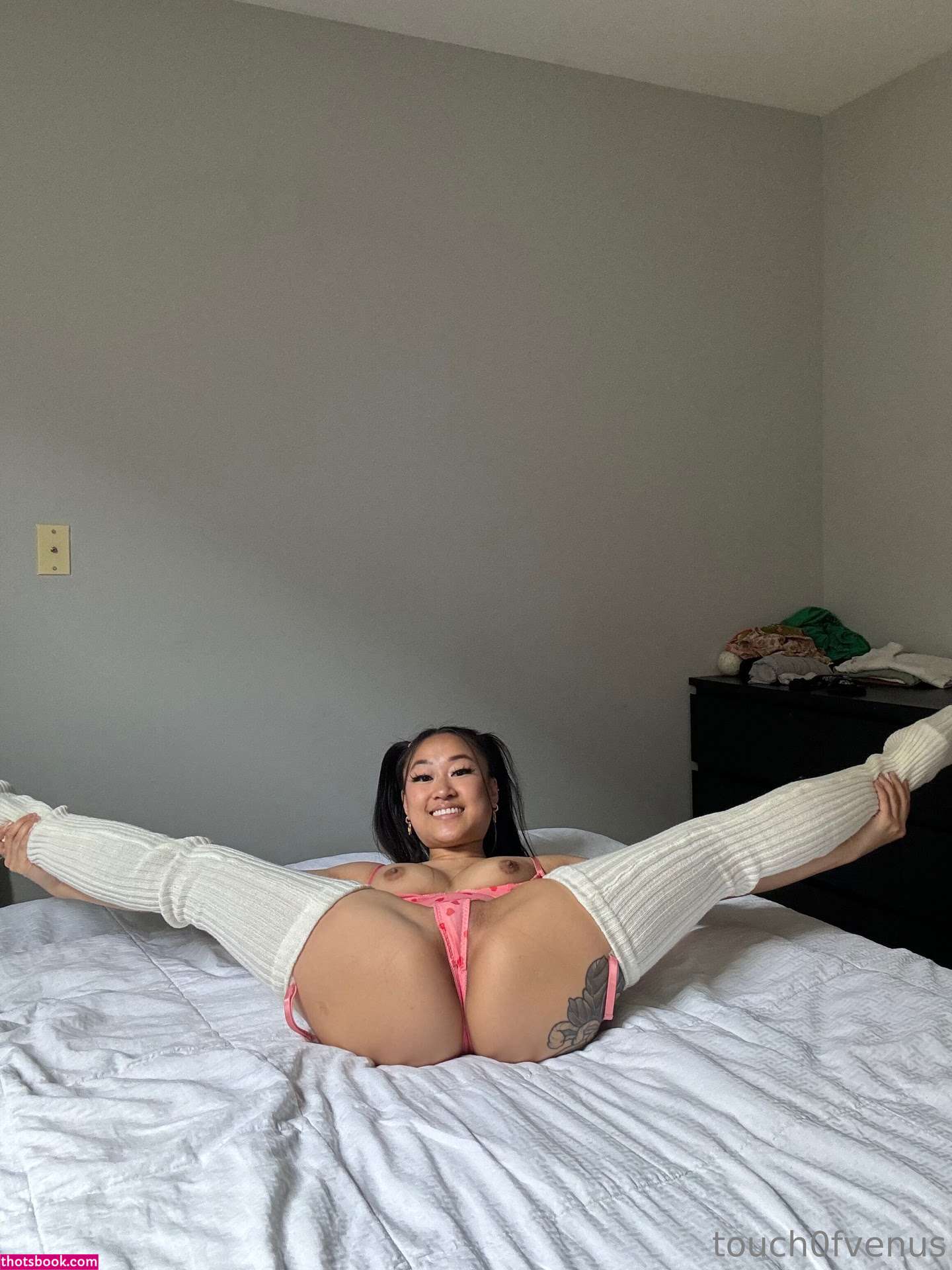 touch0fvenus Photo #36