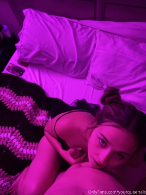 yourqueenals Photo #34