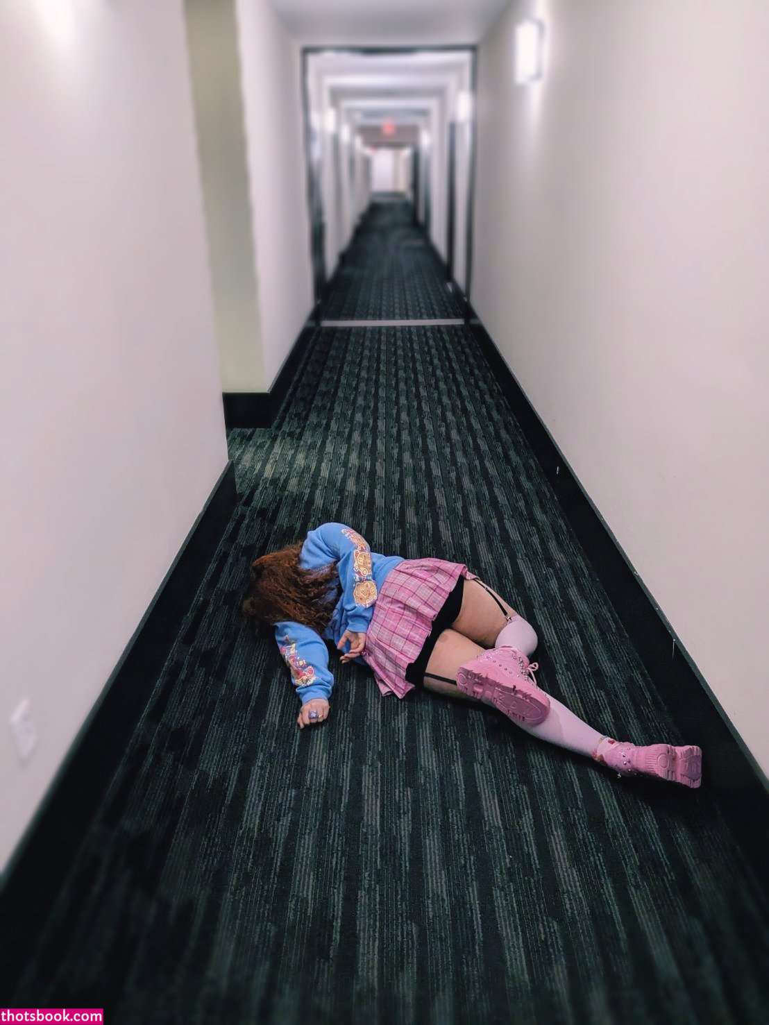 Carmilla Roux Photo #14