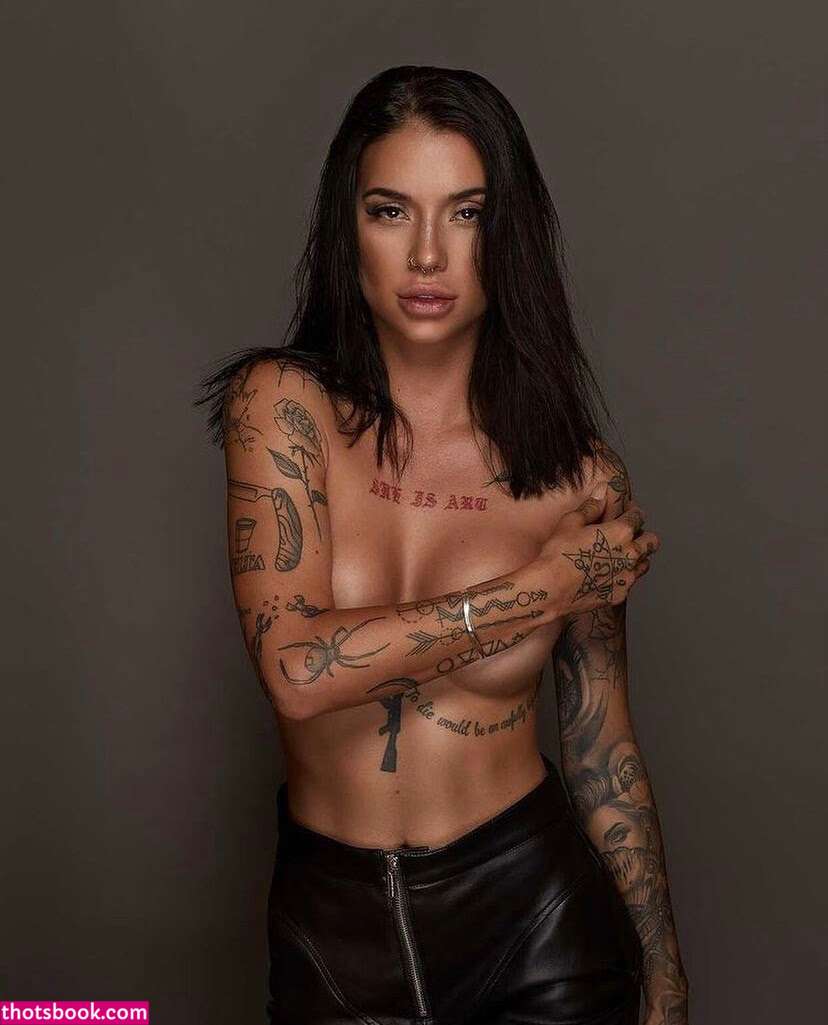 Krystal Galtry Photo #5