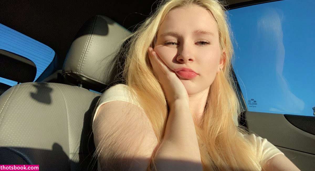 Porcelainpixie Photo #17