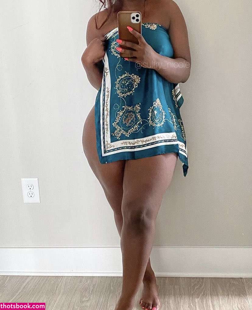 Sultry Nicole Photo #42