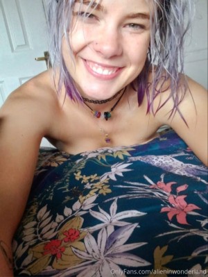 Alieninwonderland Post #2