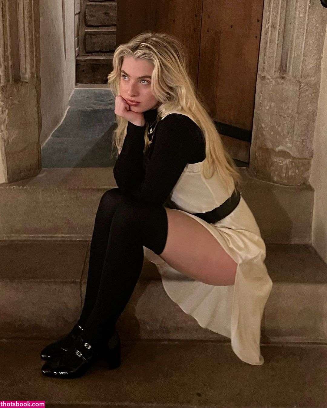 Anais Gallagher Photo #11