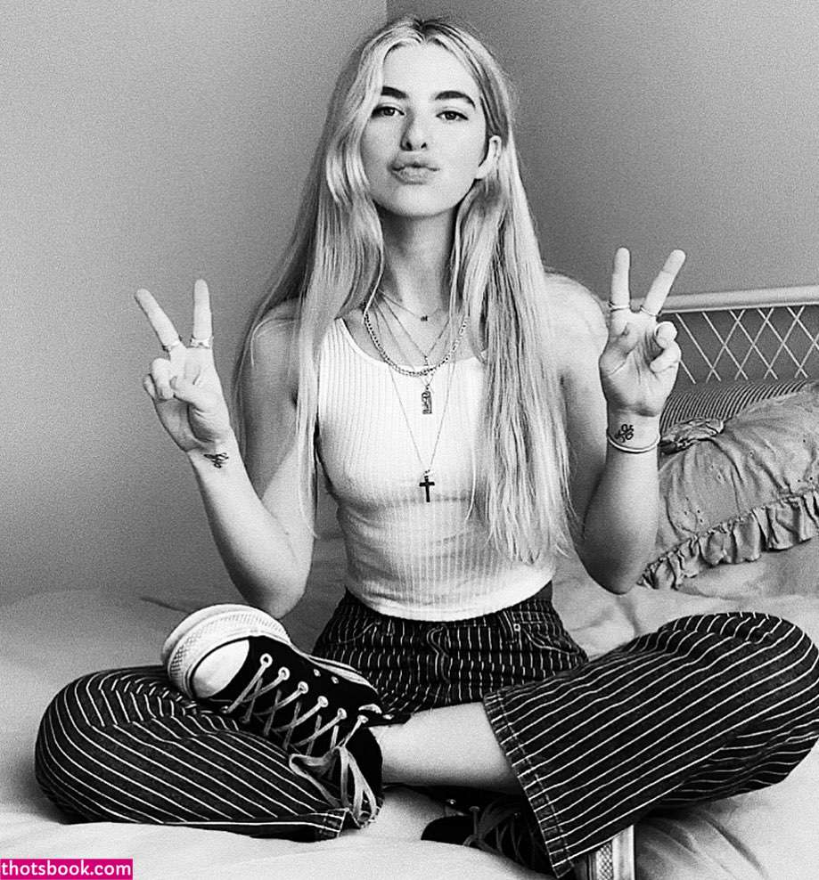 Anais Gallagher Photo #18