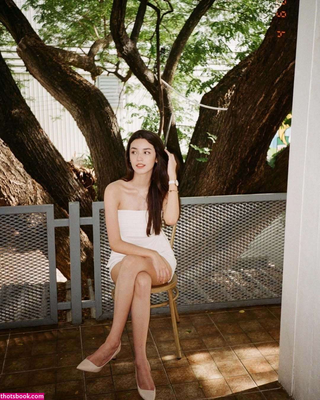 Arabella Gregory Photo #9