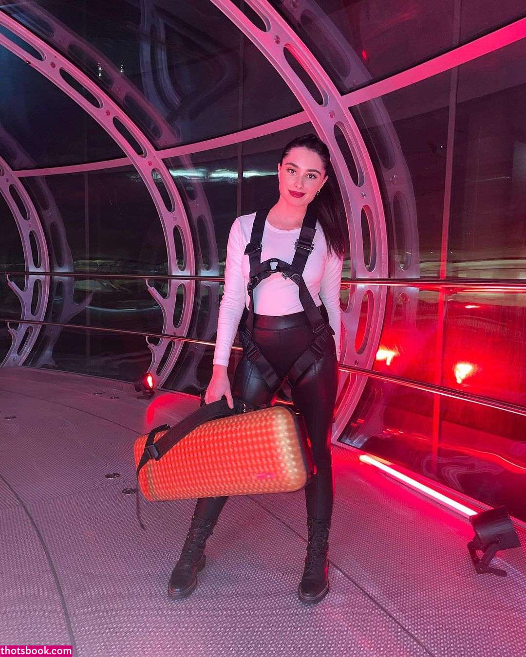 Esther Abrami Photo #6