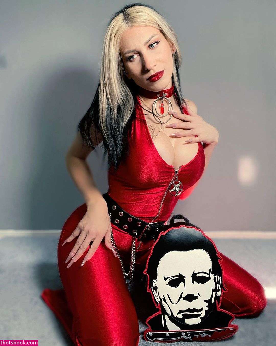 Laura Amuyus Photo #4