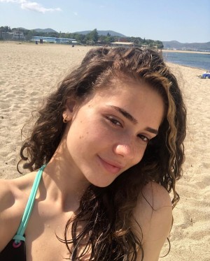 Melike Saygın Photo #4