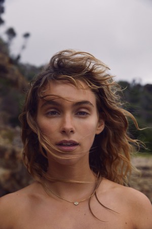 Nikki Hillier Photo #12