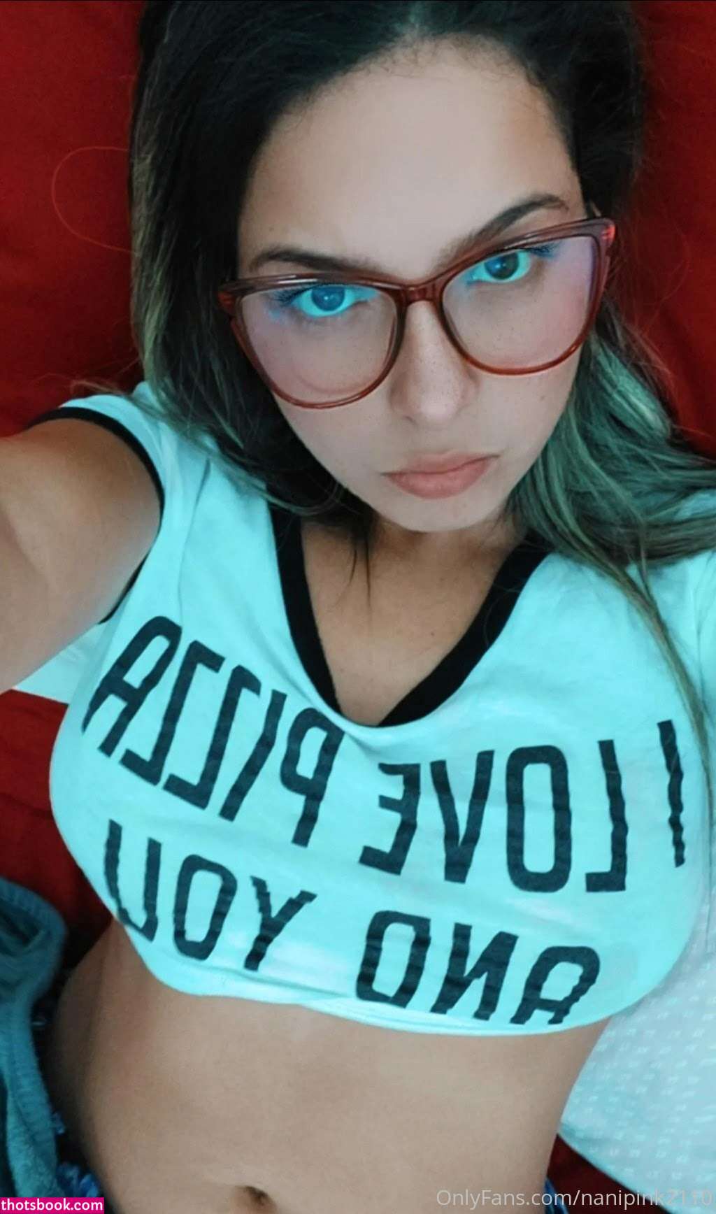 Daniela Felipe Photo #8