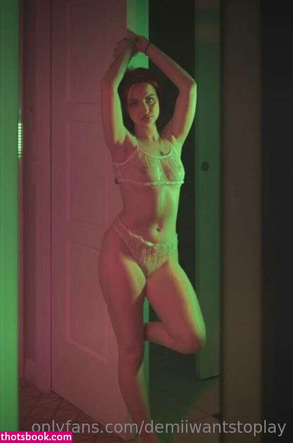 Demii Starr Photo #6